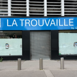 Image d'un panneau enseigne